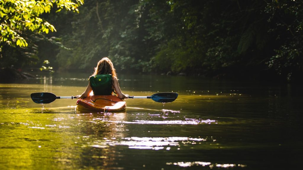 Actividad de kayak al aire libre